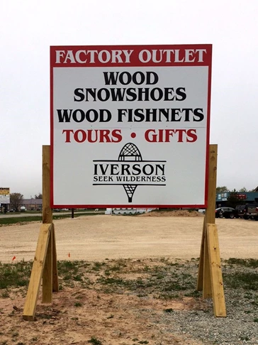 Post & Panel Signs | Retail | Munising, MI Post & Panel Signs | Retail | Munising, MI