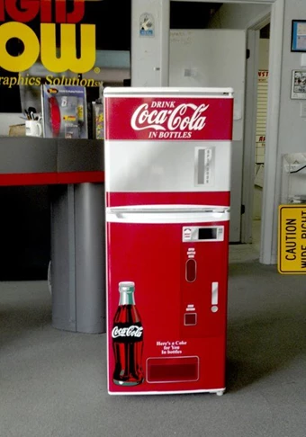 Custom Graphics & Vinyl Decals Custom Graphics & Vinyl Decals